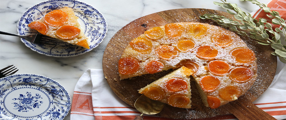 Apricot and Almond Cake