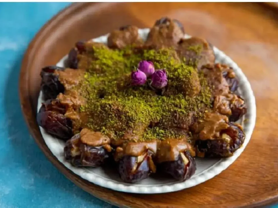 Healthy Iranian Snack Recipes with Nuts and Dried Fruits